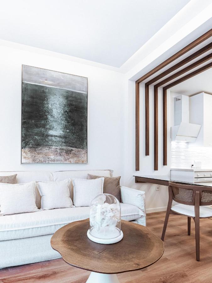 אתונה Luxury Apartment In The Heart Of The City - 1Br מראה חיצוני תמונה